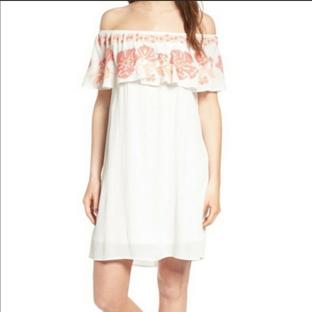 Off-the-shoulder Embroidered Boho Summer Dress